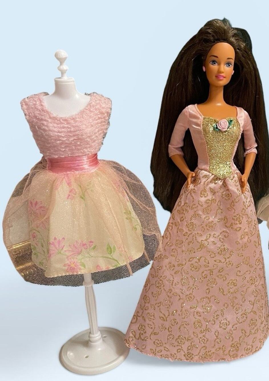 1995 Songbird Teresa Barbie Spring Dress & Pink Earrings & Pink Gold Ballgown